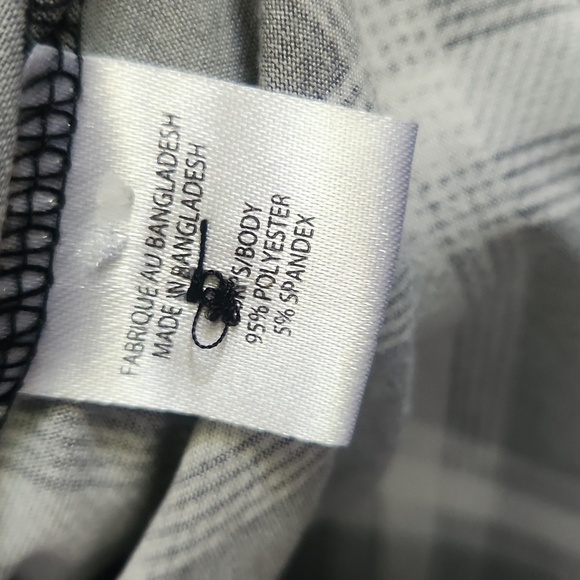 Plaid Stretchy Button Up Top - Picture 6 of 7